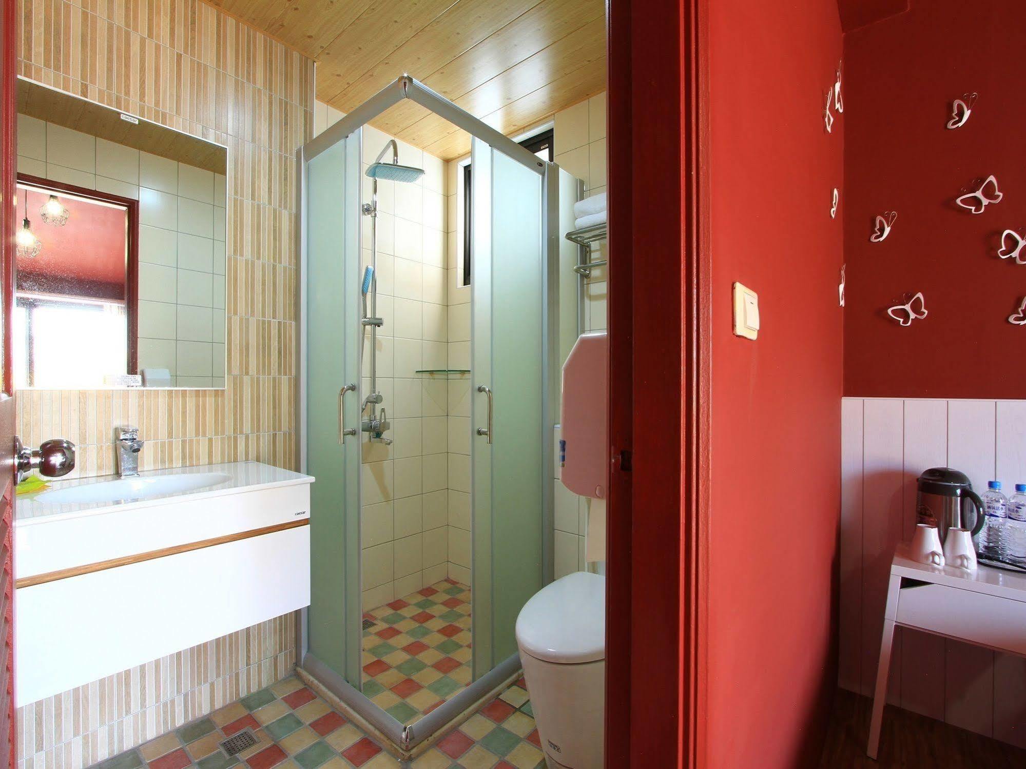 Bed and Breakfast Yu Sen House Кэньдин Экстерьер фото